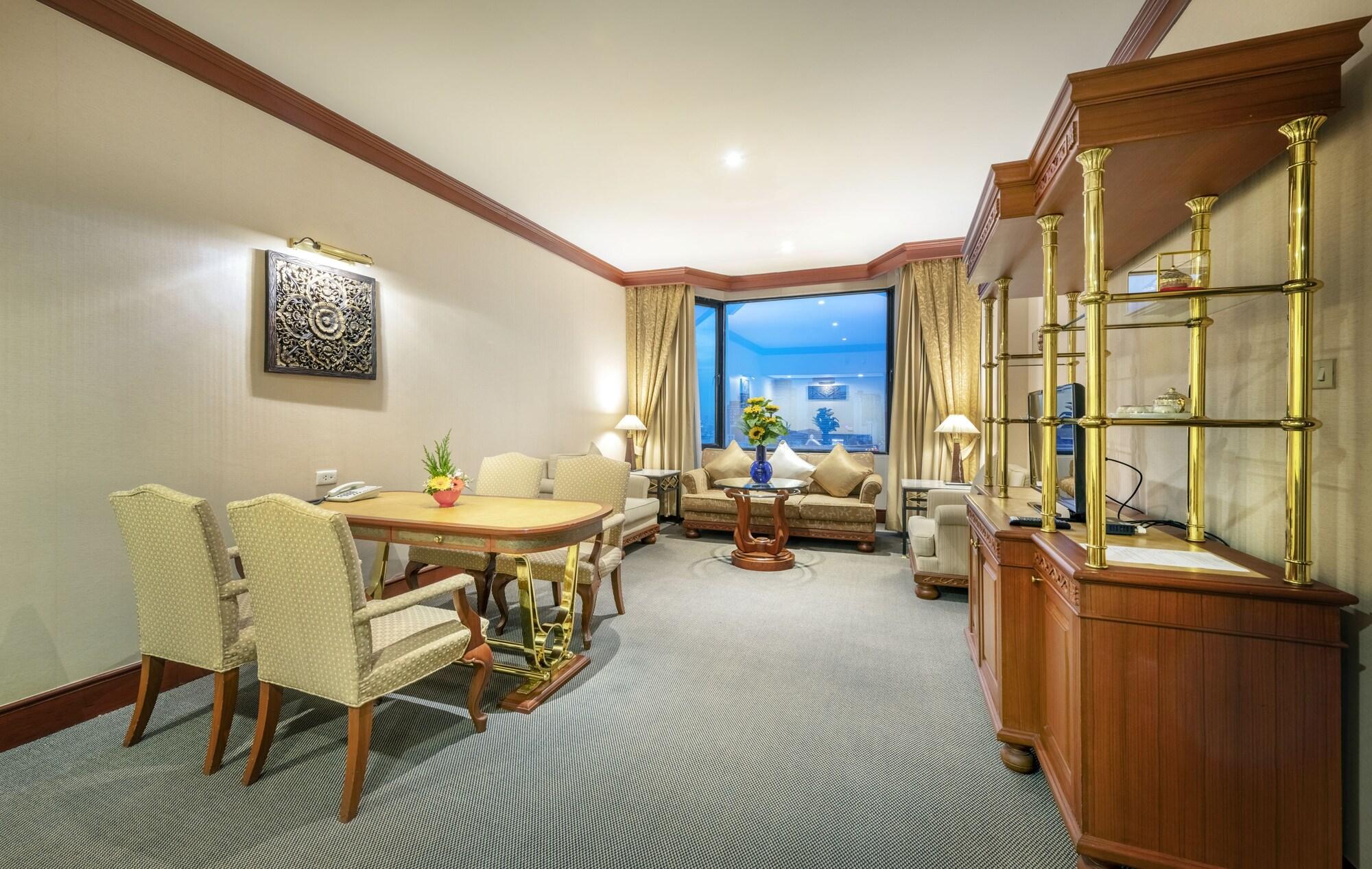 فندق Ramada By Wyndham Bangkok Chaophya Park المظهر الخارجي الصورة